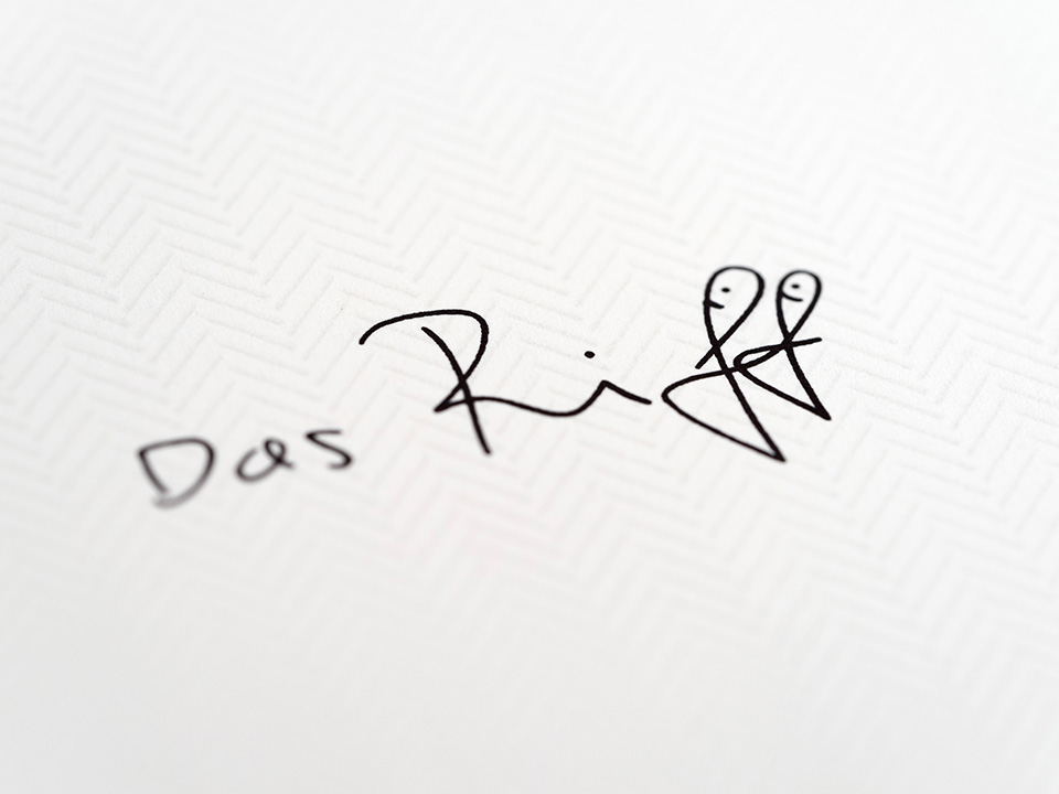 Riff Logo auf Fischgrät Muster-papier